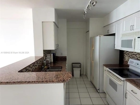 1155 Brickell Bay Dr # 2805, Miami FL 33131 — #A11556483