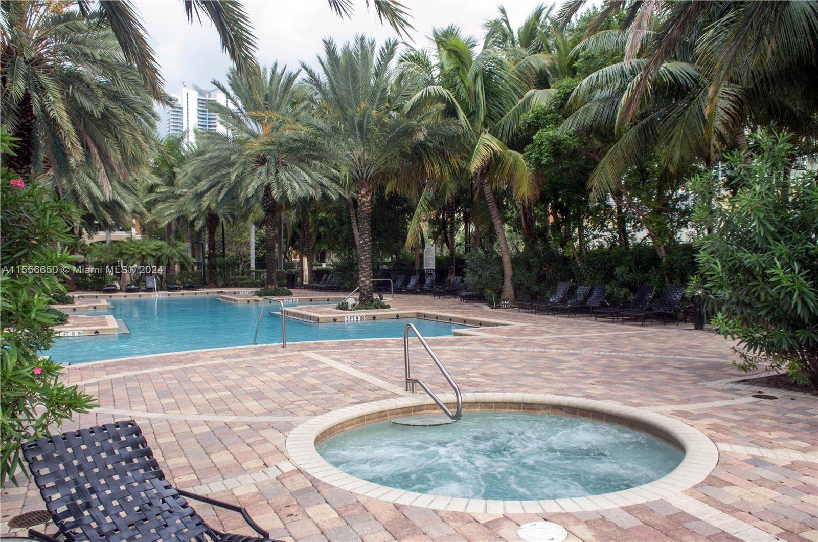 porto bellagio 17100 N Bay Rd # 1402, Sunny Isles Beach FL 33160 — #A11556650
