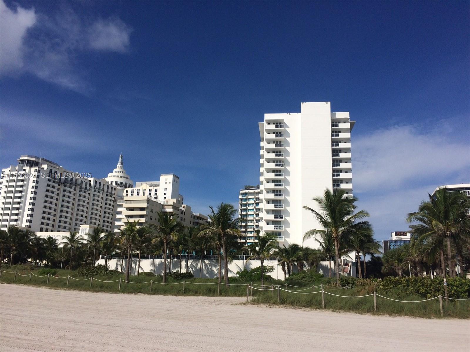 83dcefb7-3310 100 Lincoln Rd # 1126, Miami Beach FL 33139 — #A11556824