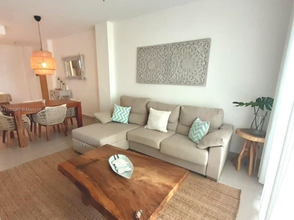 3 El Beach Garden # E1, PC — #A11563367