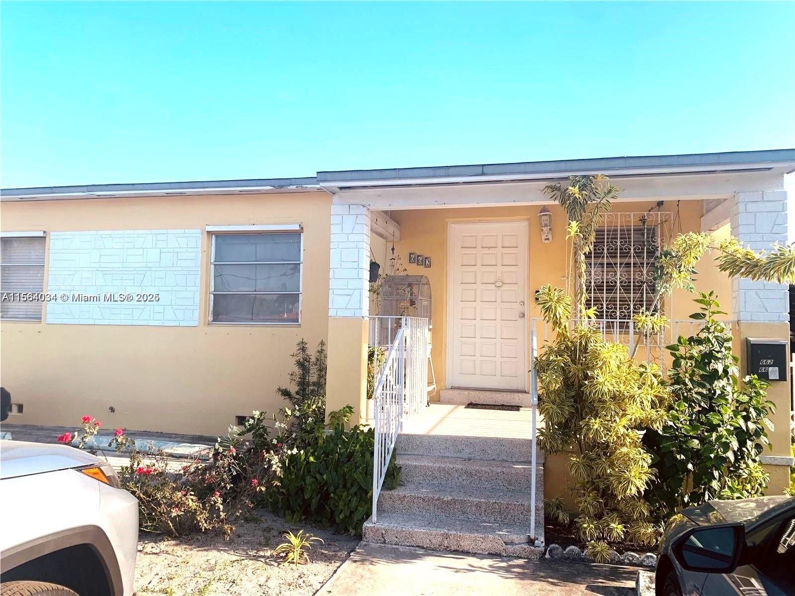 662 E 21st St, Hialeah FL 33013 — #A11564034