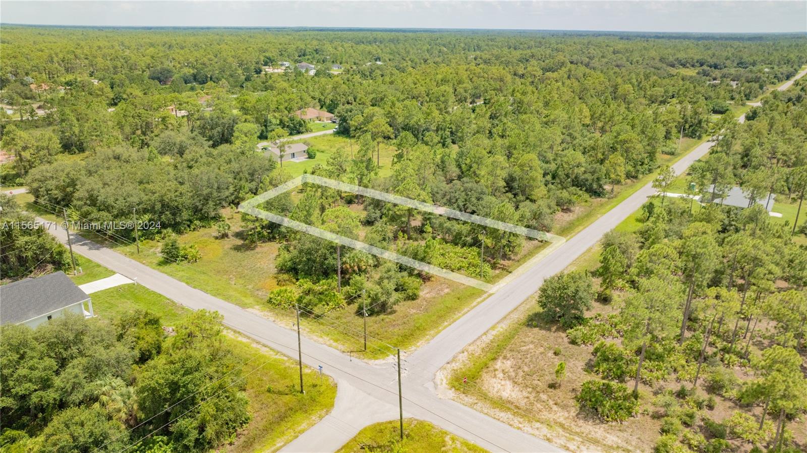 83dcefb7-3334 1420 Clayton Ave, Lehigh Acres FL 33972 — #A11565171