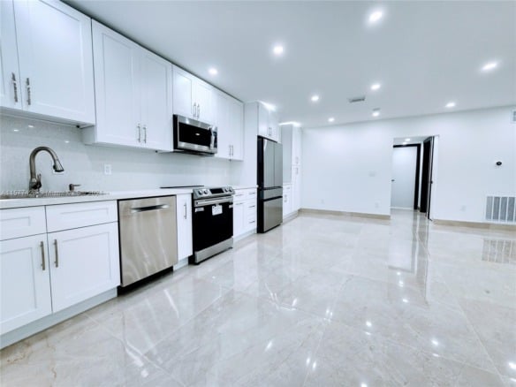 11930 NE 19th Dr # 3, North Miami FL 33181 — #A11577423