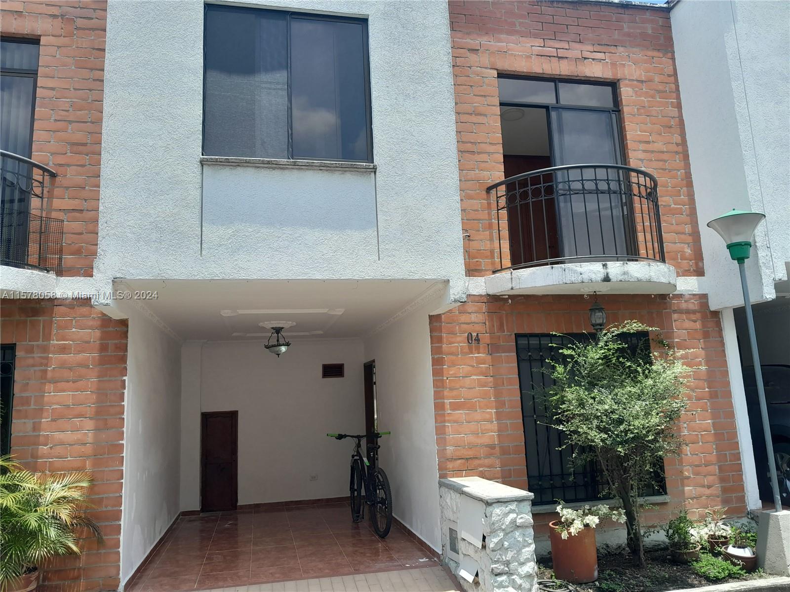 83dcefb7-3395 Calle 57 #23-98 Unit 4 Palmira, – Colombia — #A11578058