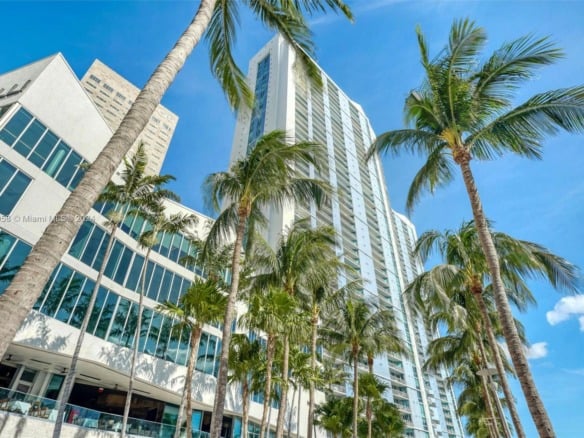 325 NE Biscayne Blvd # 1923, Miami FL 33131 — #A11580058