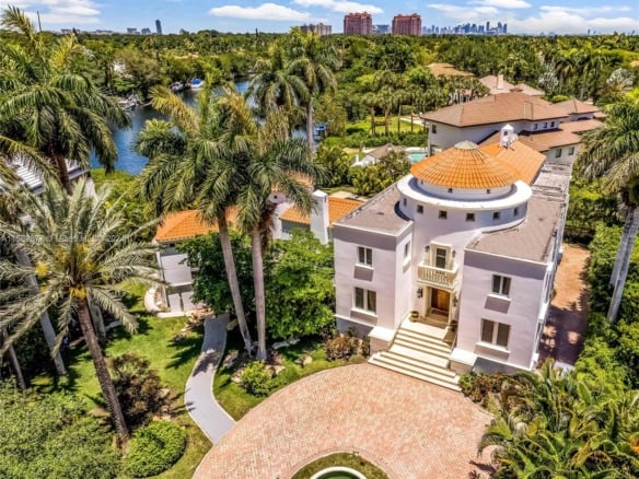 431 Costanera Rd, Coral Gables FL 33143 — #A11582877