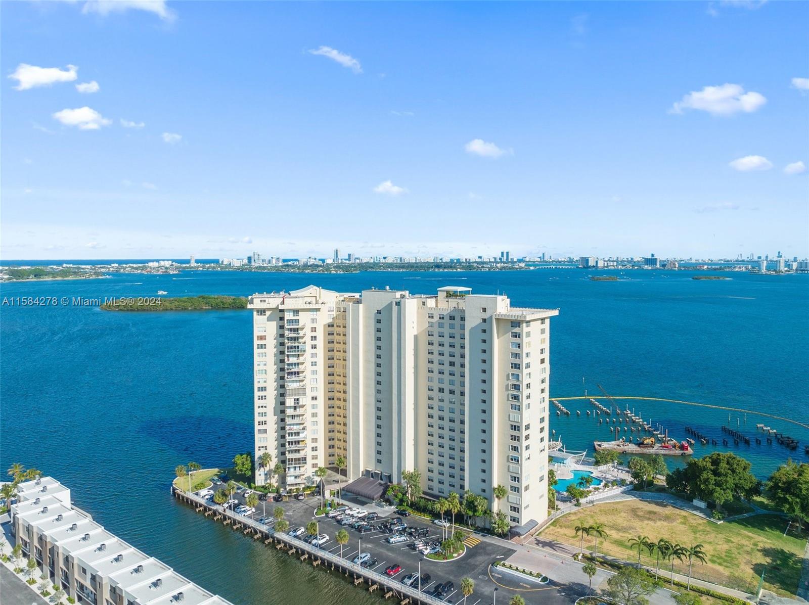 11111 Biscayne Blvd # 3A, Miami FL 33181 — #A11584278