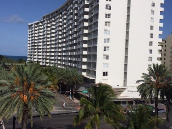 100 Lincoln Rd # 808, Miami Beach FL 33139 — #A11598381