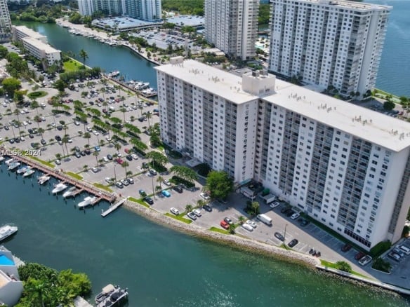 400 Kings Point Dr # 719, Sunny Isles Beach FL 33160 — #A11600345