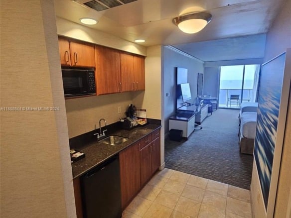 18001 Collins Ave # 2610, Sunny Isles Beach FL 33160 — #A11608844