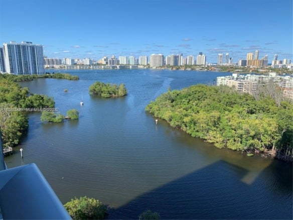 16385 Biscayne Blvd # 1418, North Miami Beach FL 33160 — #A11612006