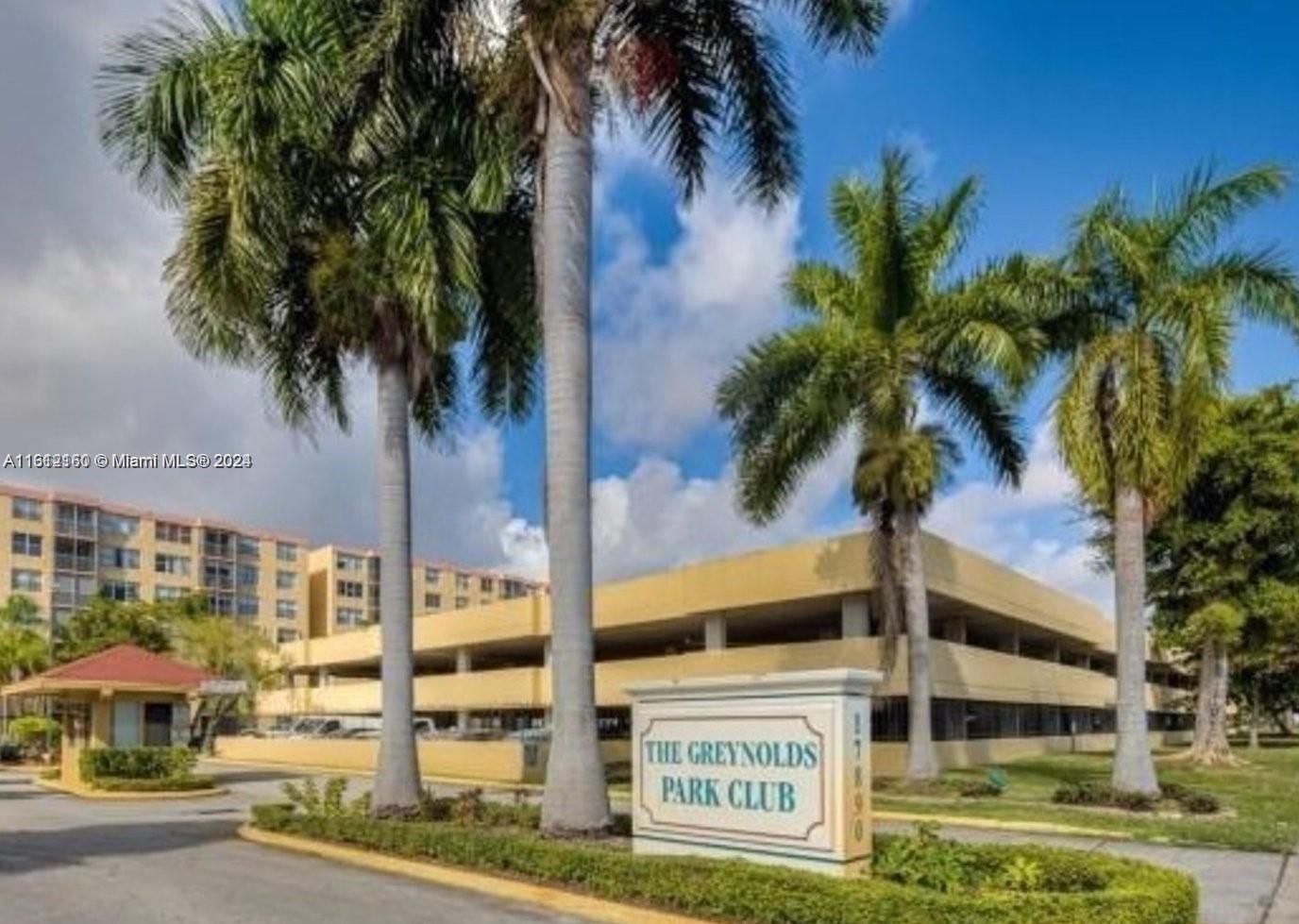 83dcefb7-3570 17890 W Dixie Hwy 601 Hwy # 601, North Miami Beach FL 33160 — #A11612160