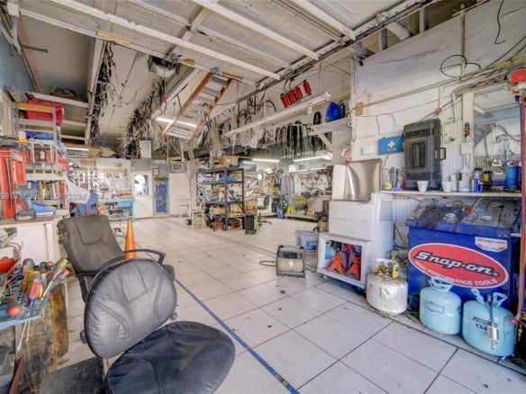 Established Automotive AC Repair Business in Miami, Miami FL 33174 — #A11615098