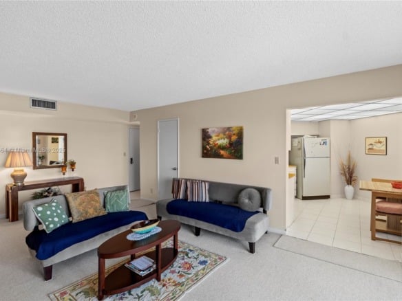 18181 NE 31st Ct # 2202, Aventura FL 33160 — #A11618464