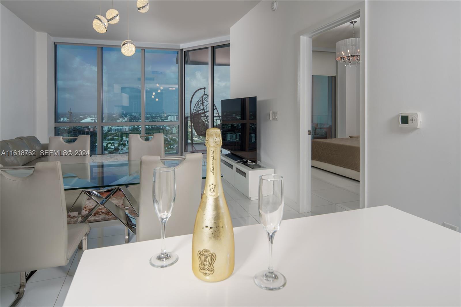 83dcefb7-3607 851 NE 1st Ave # 4406, Miami FL 33132 — #A11618762