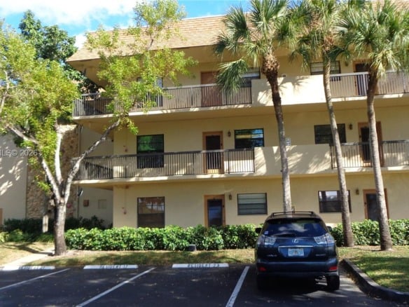 6085 N Sabal Palm Blvd # 204, Tamarac FL 33319 — #A11619085
