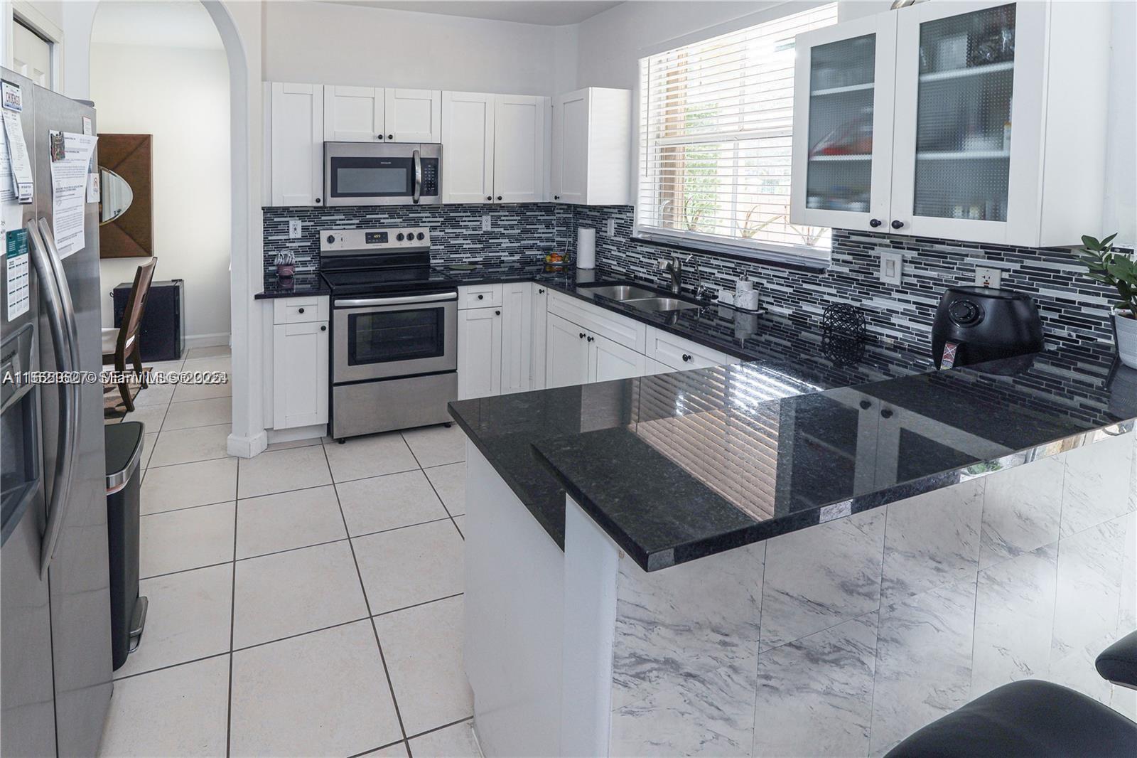 83dcefb7-3629 4866 NW 108th Psge # 4866, Doral FL 33178 — #A11621627
