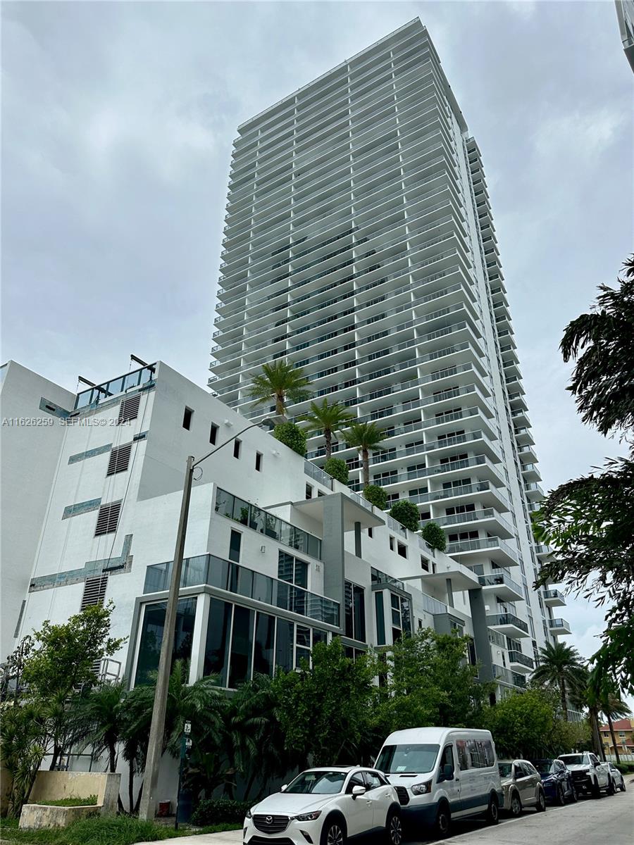 83dcefb7-3652 600 NE 27th St # 2302, Miami FL 33137 — #A11626259