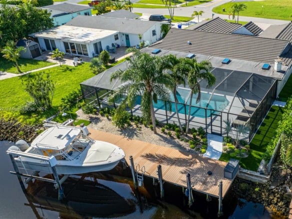 1575 Osprey Ave, Naples FL 34102 — #A11626402