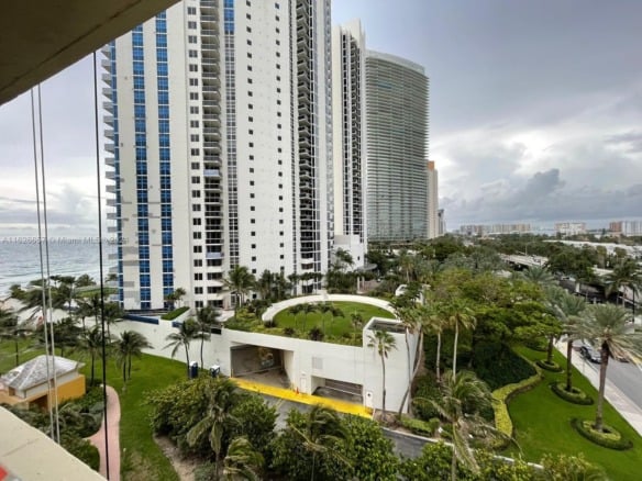 19201 Collins Ave # 640, Sunny Isles Beach FL 33160 — #A11626657
