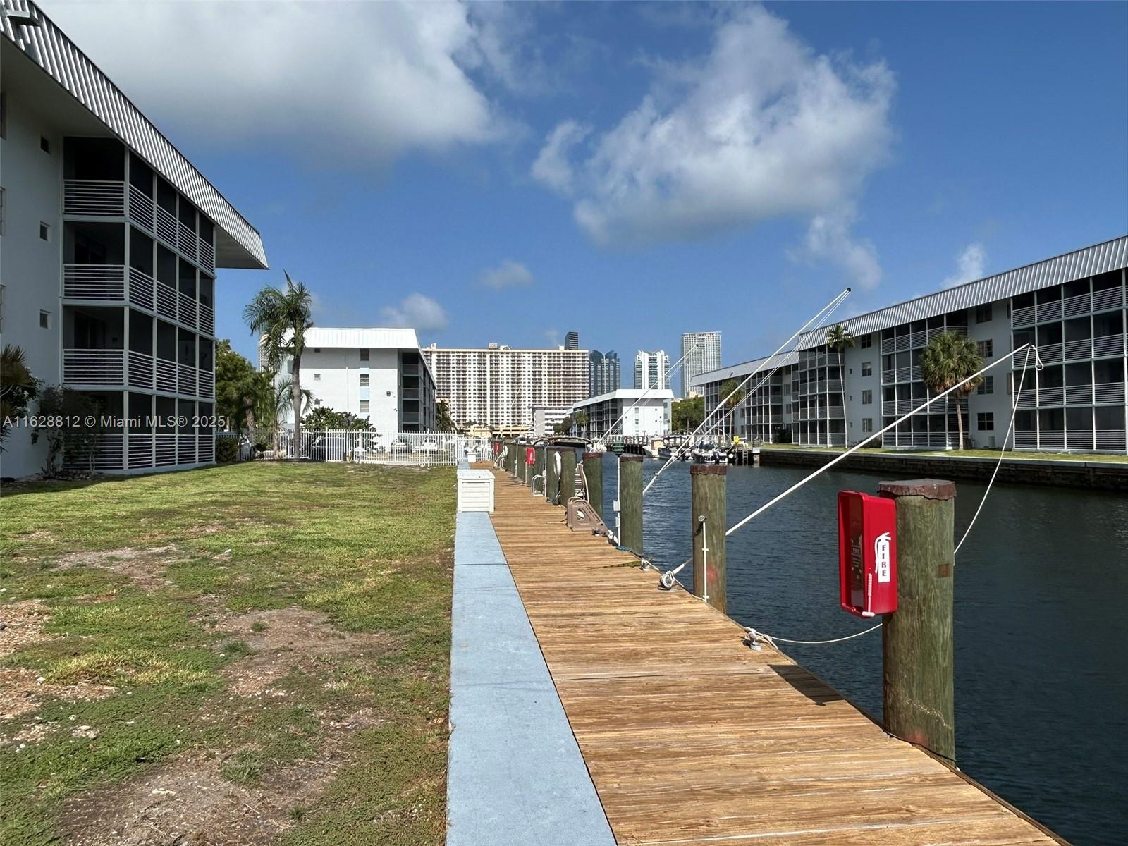 83dcefb7-3670 3600 NE 170th St # 411, North Miami Beach FL 33160 — #A11628812