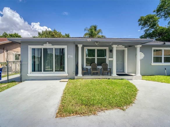 216 SW 6th St, Hallandale Beach FL 33009 — #A11632466