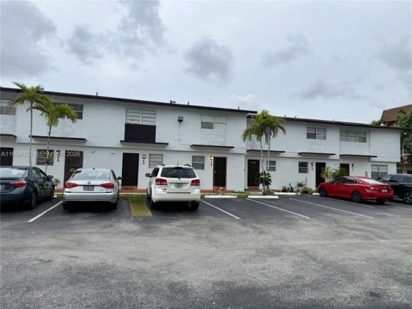 20 SW 108th Ave # F7, Sweetwater FL 33174 — #A11634025