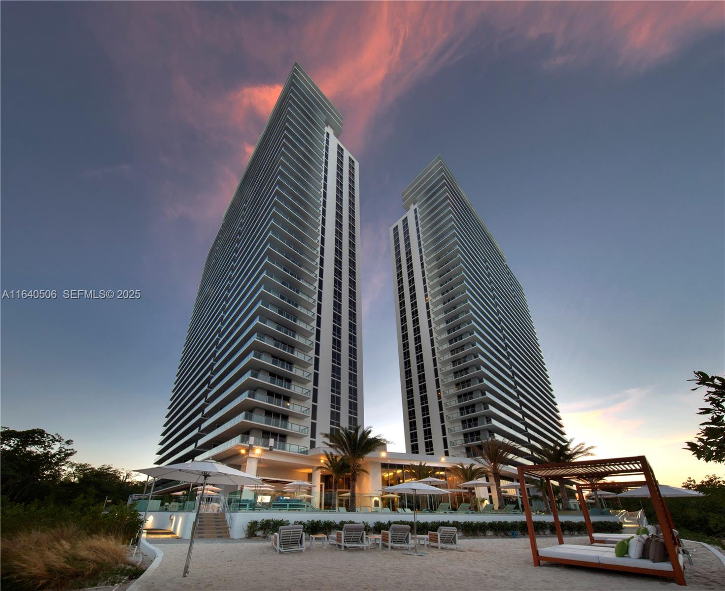 83dcefb7-3718 16385 Biscayne Blvd, North Miami Beach FL 33160 — #A11640506