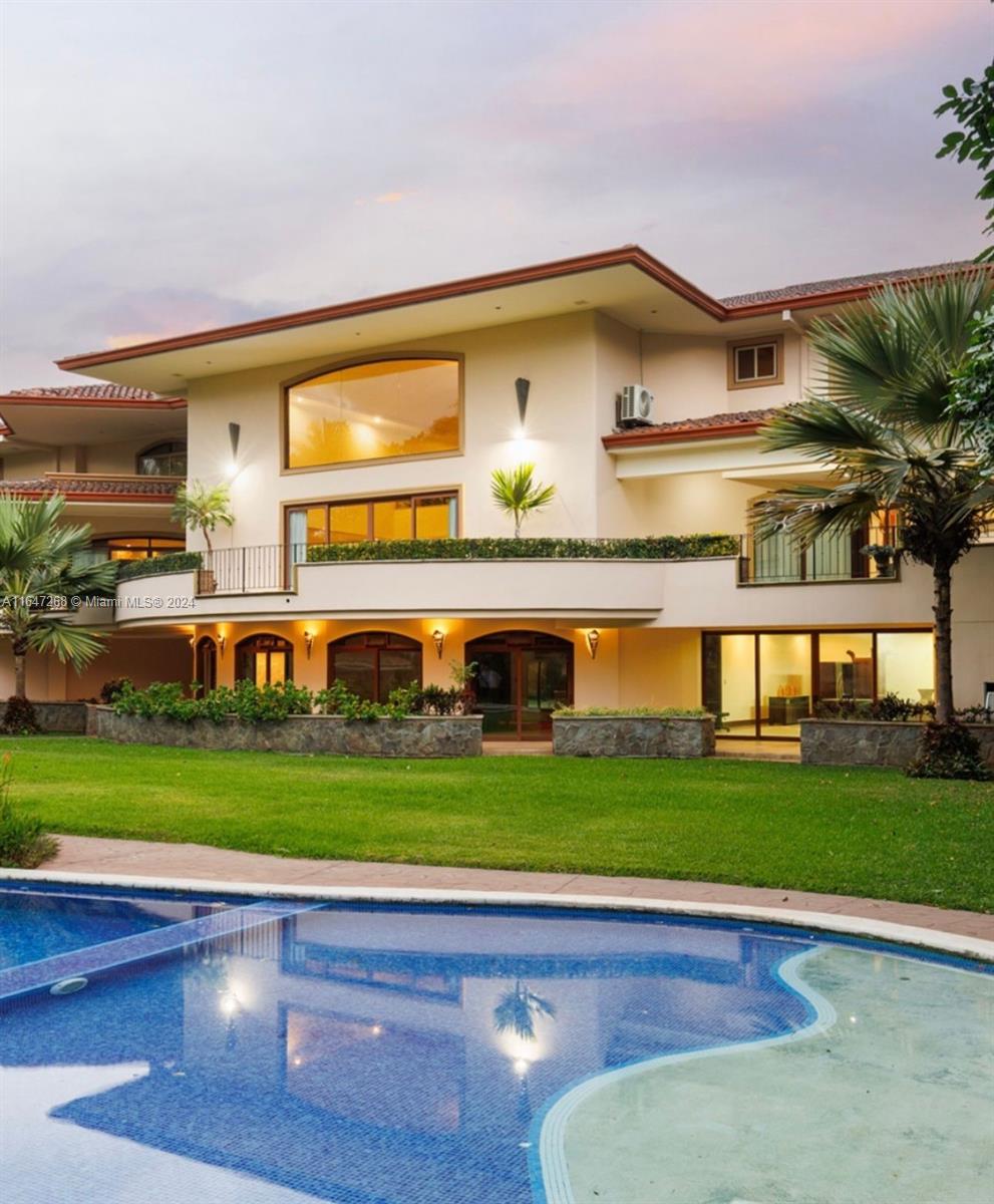 83dcefb7-3744 San Rafael Escazu San Jose Prov. Escazu, CR — #A11647268