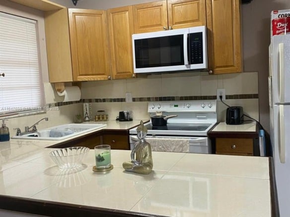 4050 NW 135th St # 1, Opa-Locka FL 33054 — #A11647650