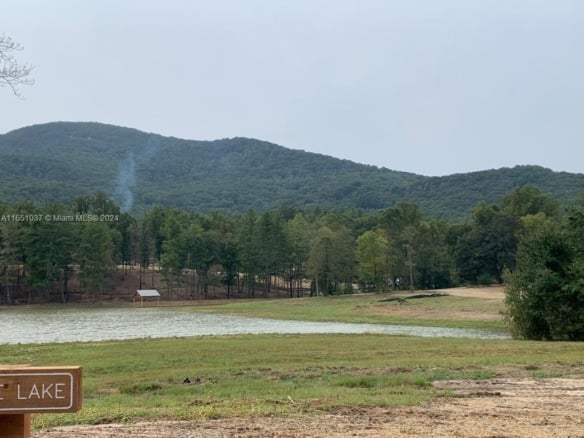 Yonah Lake Dr Lot 6, GA 30571 — #A11651037
