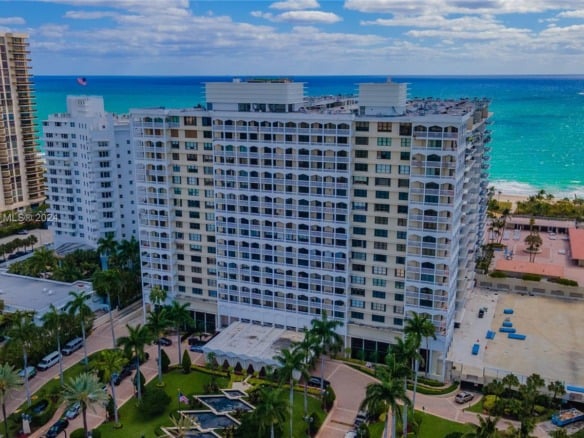 9801 Collins Ave # 3T, Bal Harbour FL 33154 — #A11651357