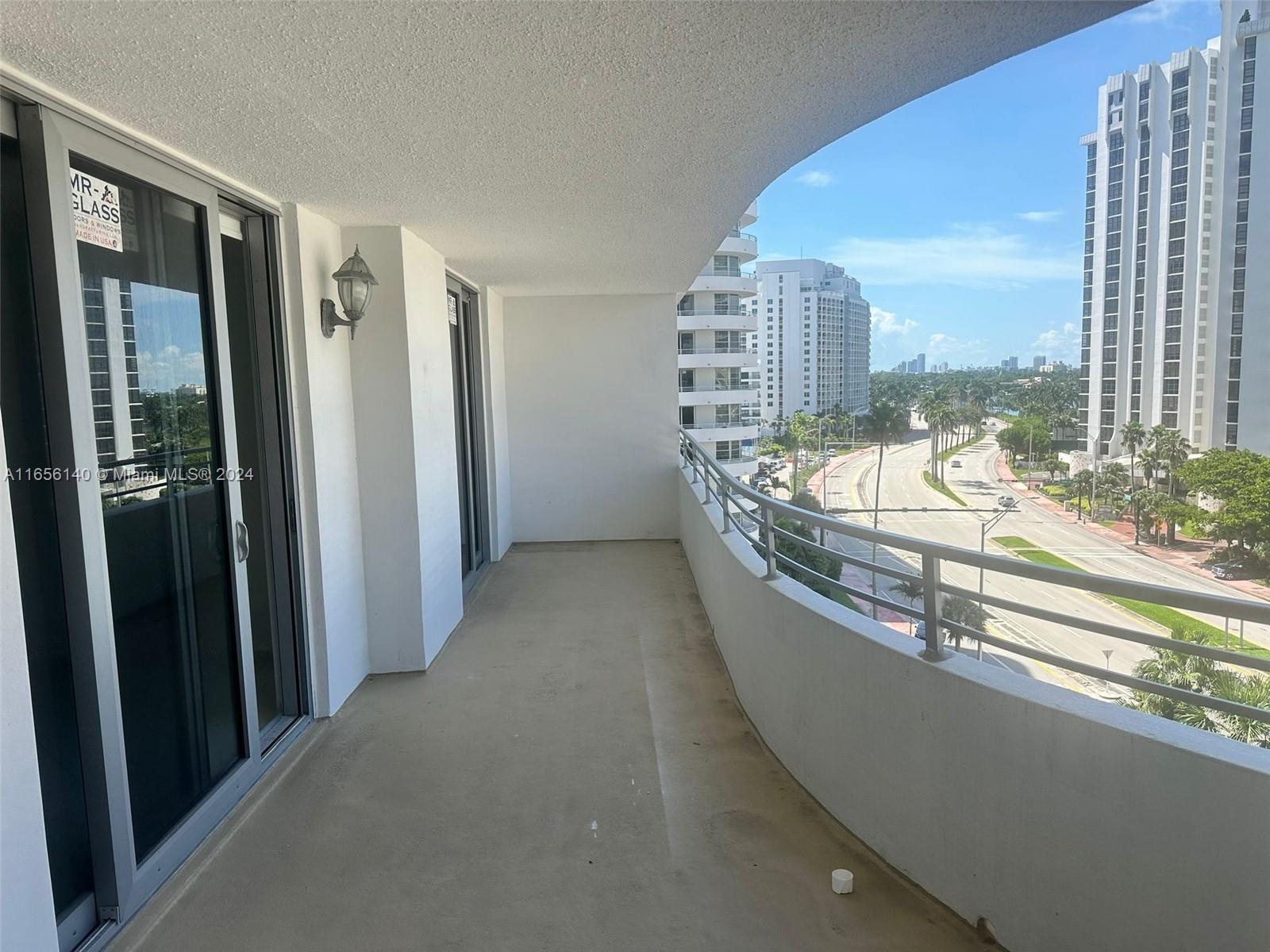 83dcefb7-3799 5555 Collins Ave # 8Z, Miami Beach FL 33140 — #A11656140