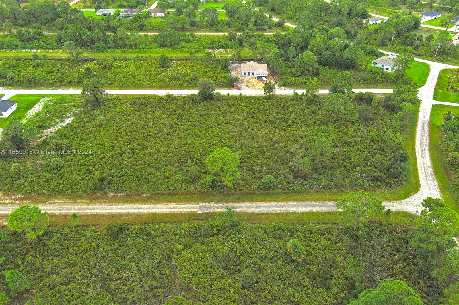 83dcefb7-3821 642 Vasser Ave S, Lehigh Acres FL 33974 — #A11659918