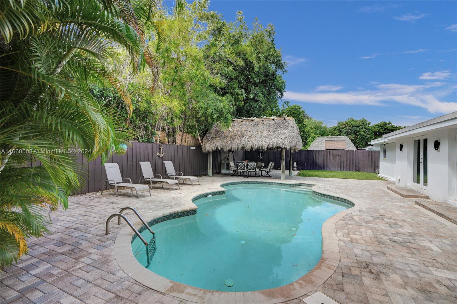 83dcefb7-3823 1910 N Hibiscus Dr, North Miami FL 33181 — #A11660508