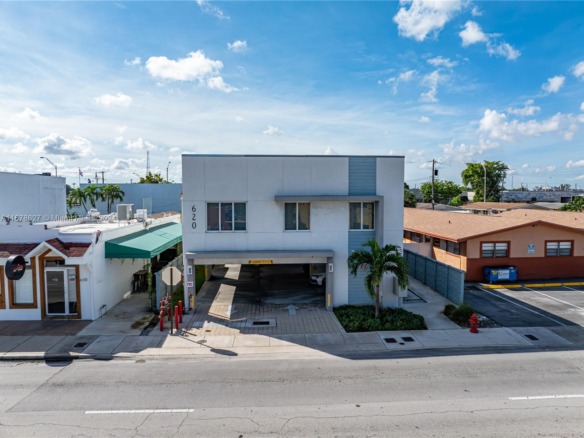 620 W 29th St, Hialeah FL 33012 — #A11678627