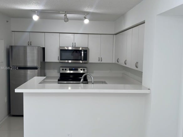 4350 NW 107th Ave # 2, Doral FL 33178 — #A11673463
