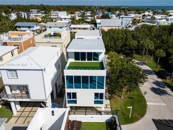 94825 Overseas Hwy 253, Key Largo FL 33037 — #A11674182