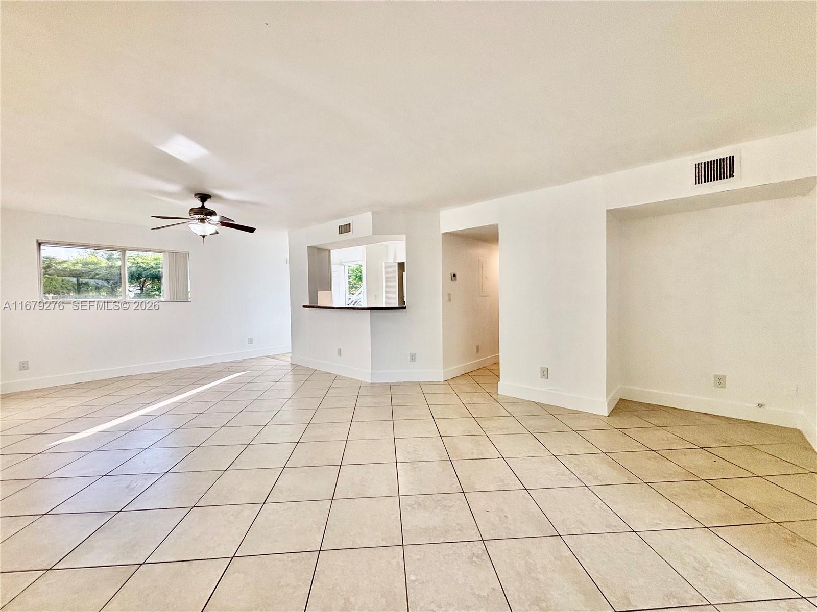 83dcefb7-3966 3405 NW 44th St # 104, Oakland Park FL 33309 — #A11679276