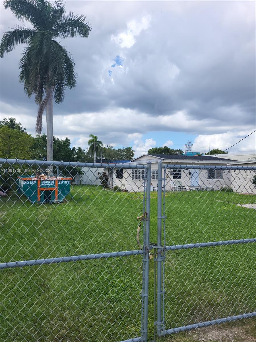 83dcefb7-3984 Listing #A11681739