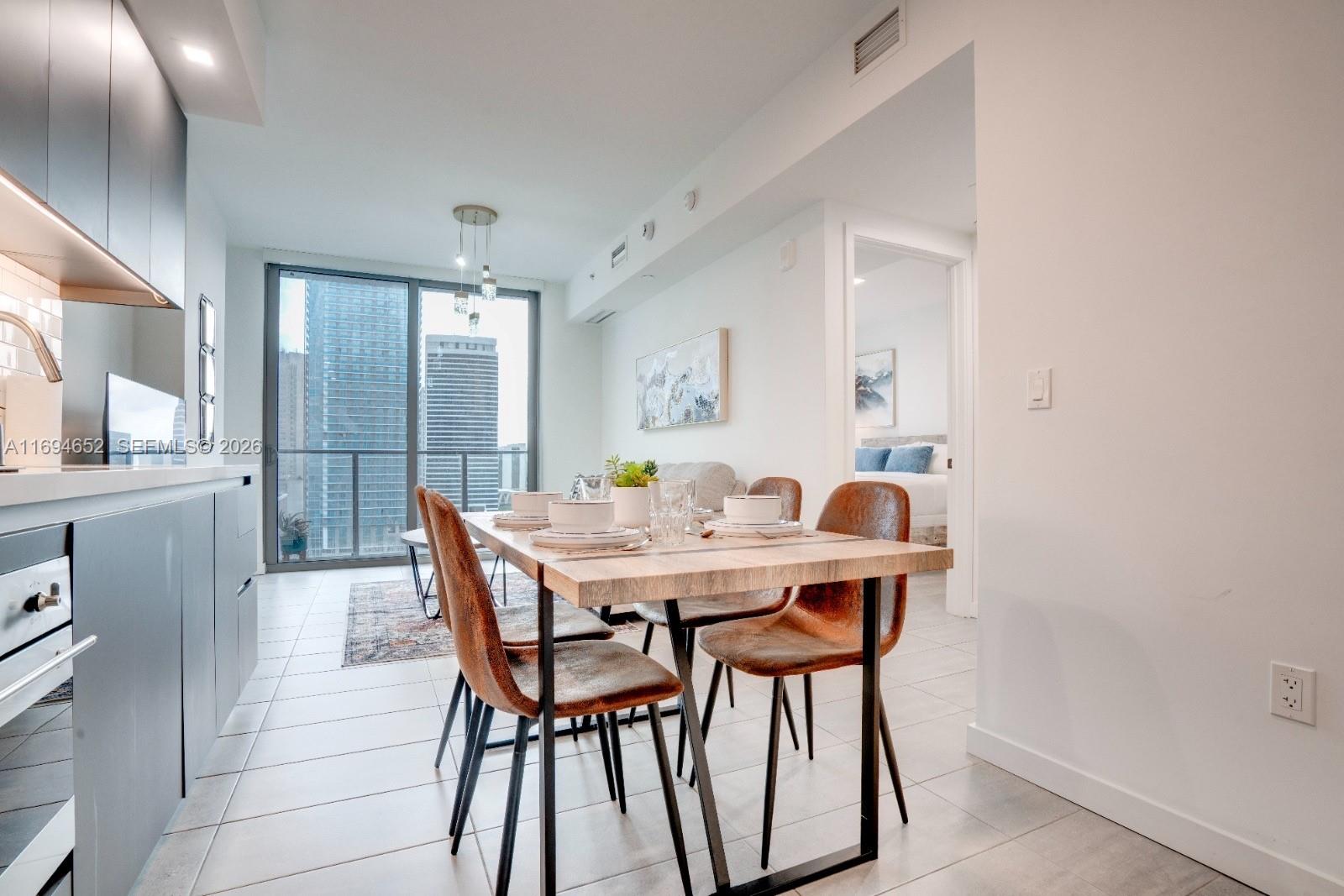 83dcefb7-4087 227 NE 2nd St # 1705, Miami FL 33132 — #A11694652