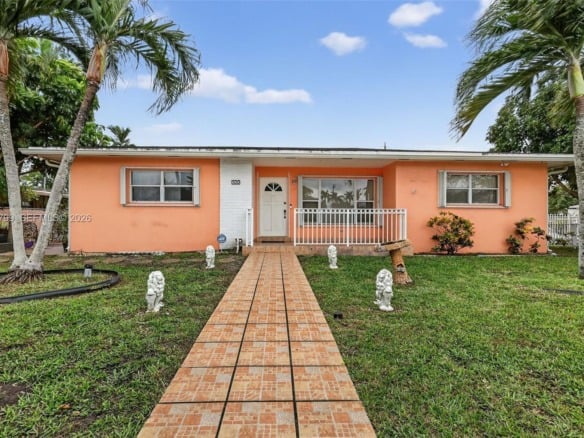 500 E 30th St, Hialeah FL 33013 — #A11695799