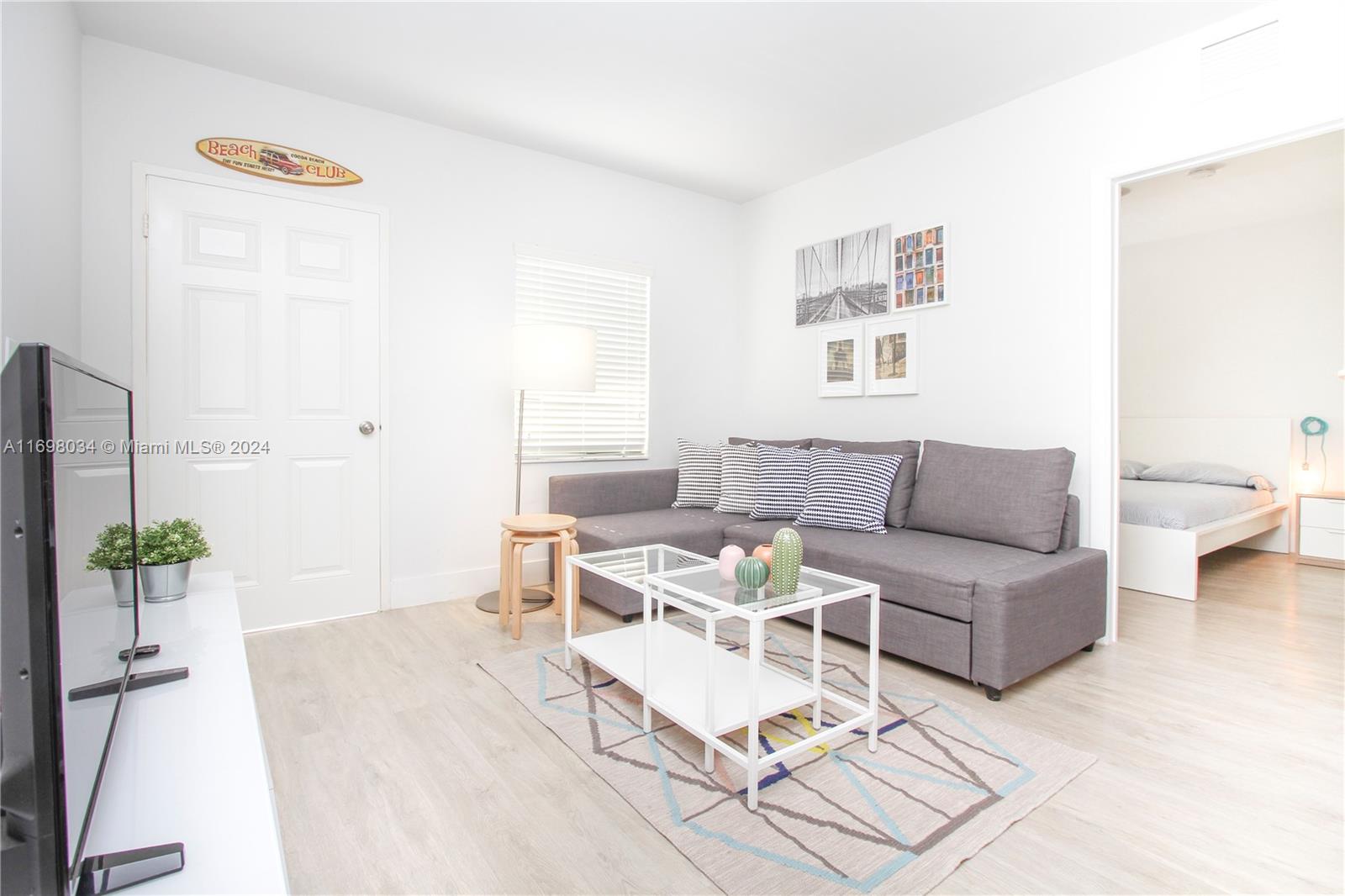 83dcefb7-4127 6238 SW 59th Pl # 10, South Miami FL 33143 — #A11698034