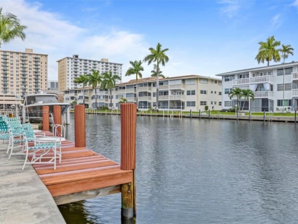 501 Blue Heron Dr # A, Hallandale Beach FL 33009 — #A11698744