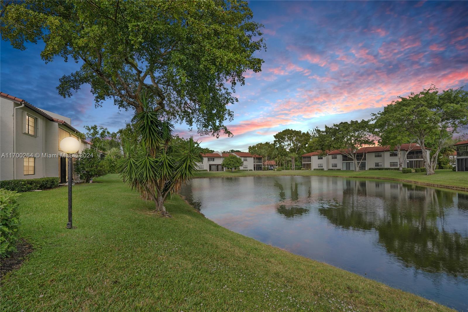 83dcefb7-4145 21364 Cypress Hammock Dr # 1H, Boca Raton FL 33428 — #A11700264