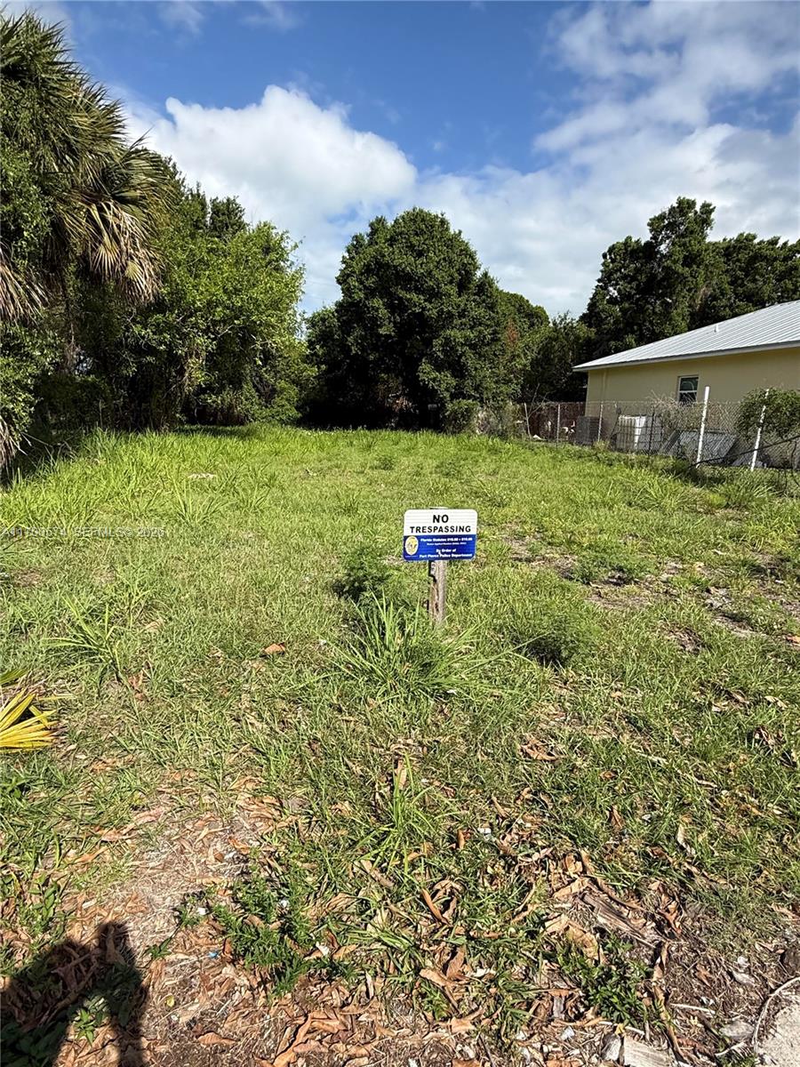 83dcefb7-4148 712 N 22nd St, Fort Pierce FL 34950 — #A11700574