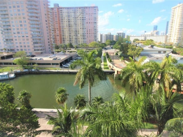 17150 N Bay Rd # 2612, Sunny Isles Beach FL 33160 — #A11704482
