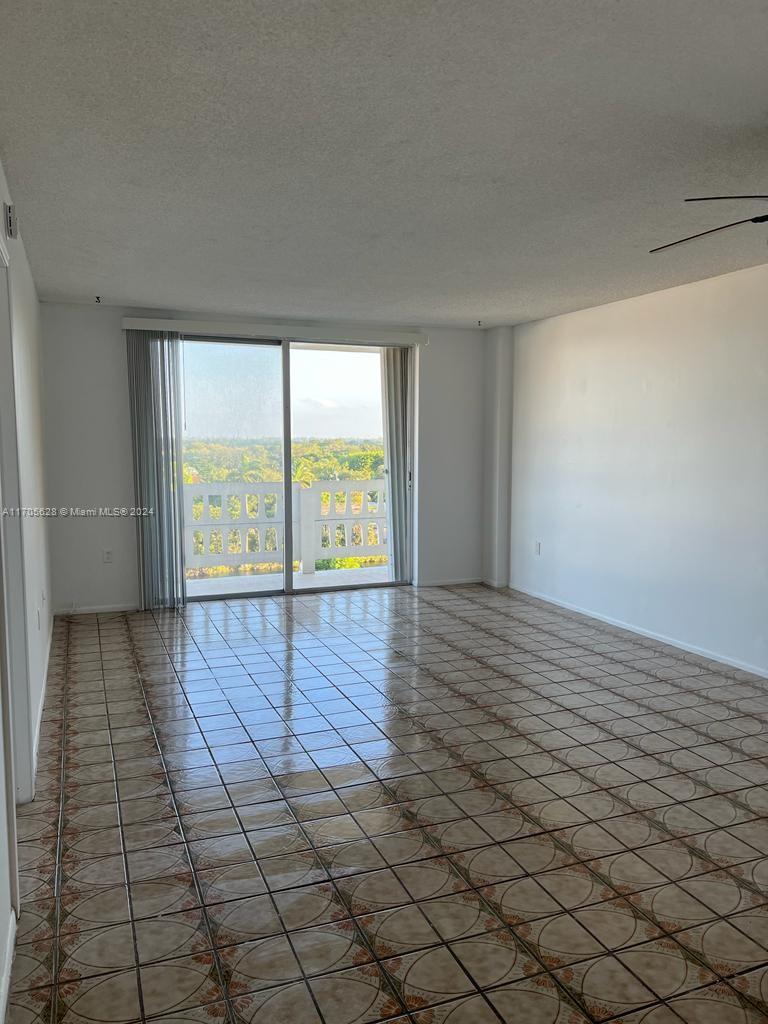 83dcefb7-4206 15600 NW 7th Ave # 821, Miami FL 33169 — #A11705628