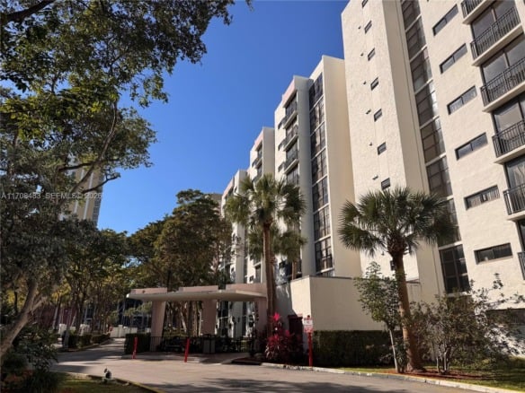 16919 N Bay Rd # 117, Sunny Isles Beach FL 33160 — #A11708483