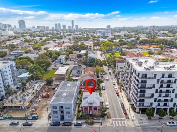 676 SW 1st St, Miami FL 33130 — #A11710626